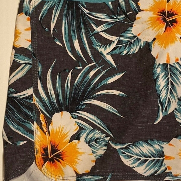 Rip Curl Mirage The Ultimate Board Shorts Floral Hawaiian Summer Size 27 - Picture 6 of 8